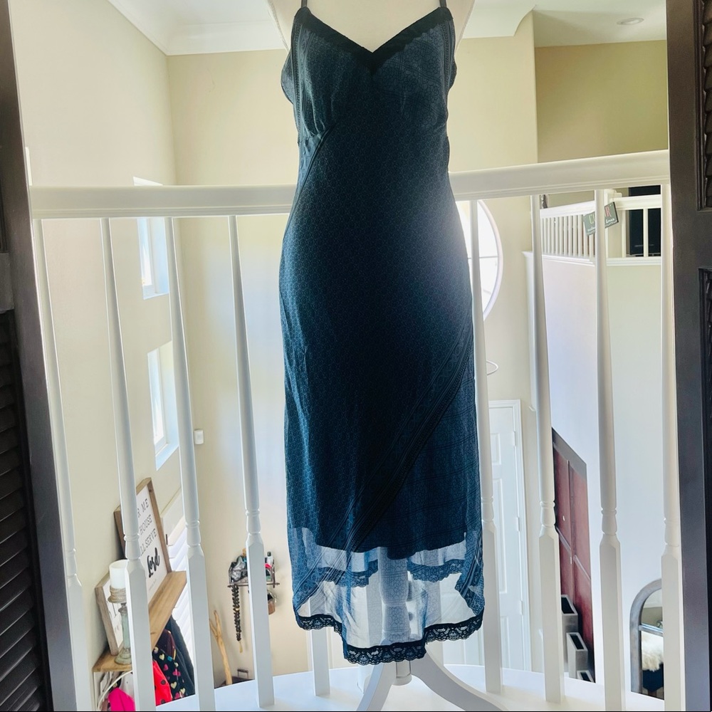 Meghan Mattews Flowy indigo dress size M Medium